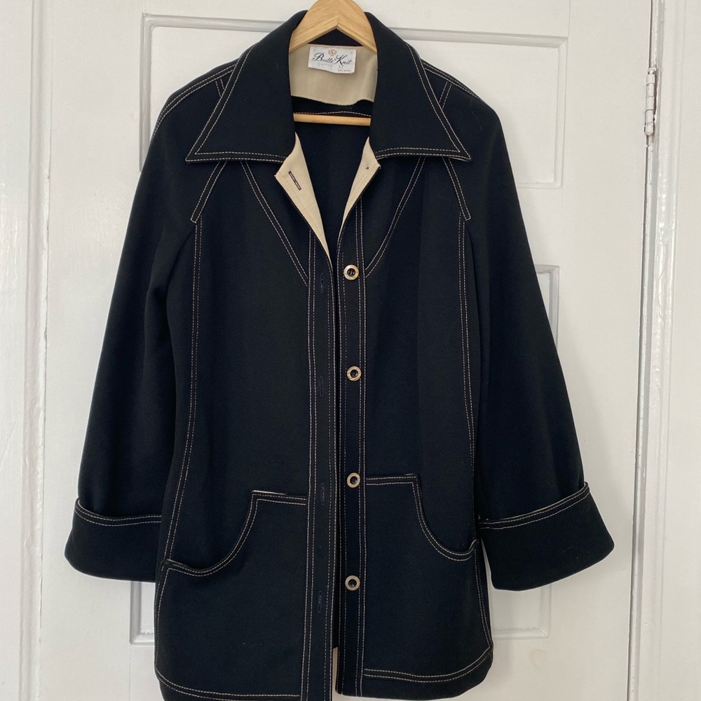 Black Contrast-Stitch Women's Coat - Paul Kate
